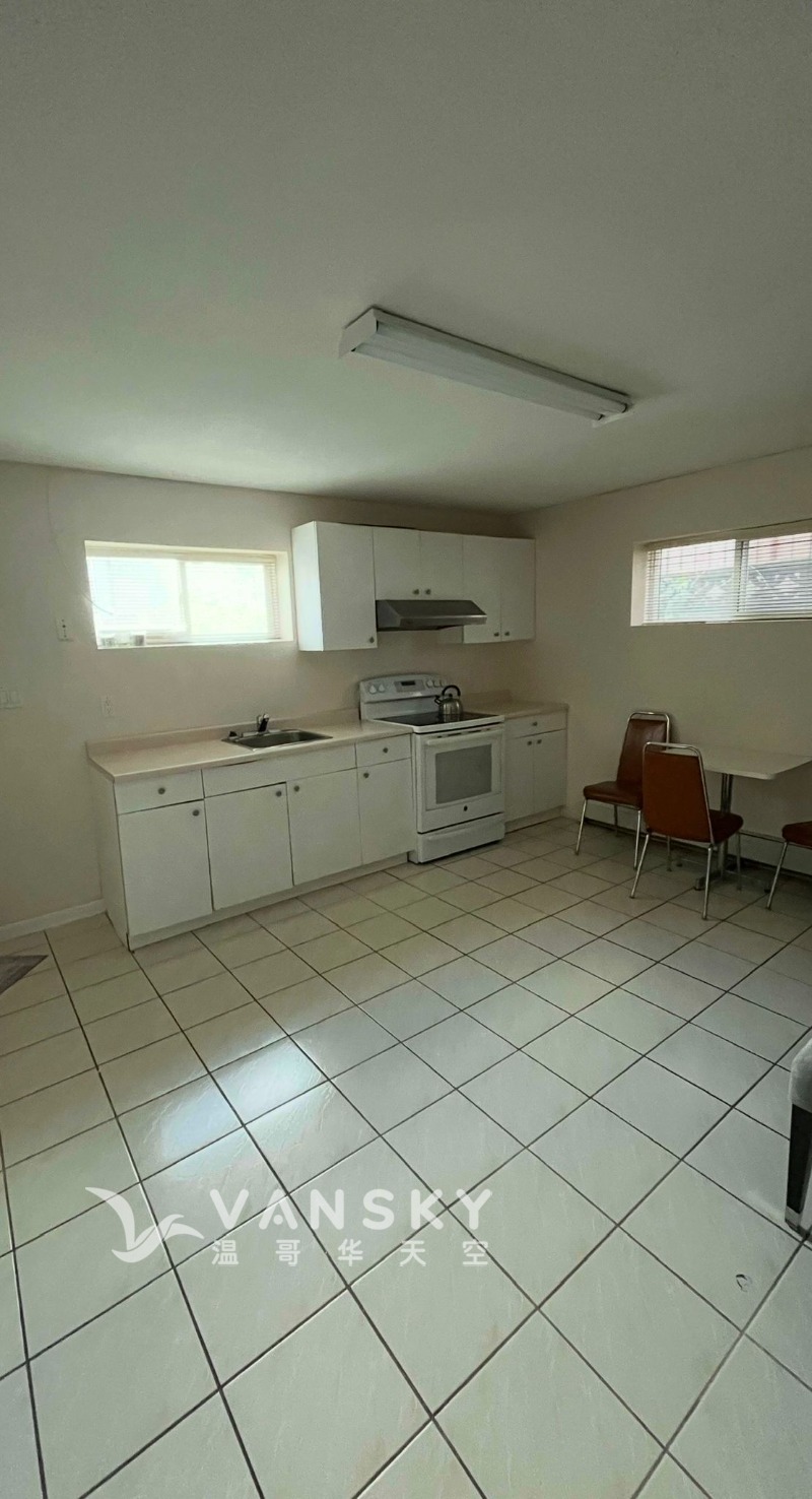 251012140528_Image 03.jpeg